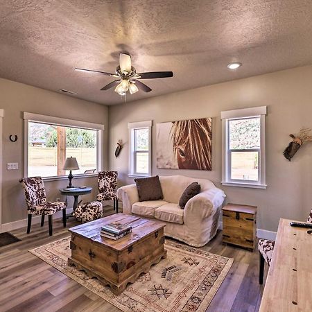 Quiet Kanab Home With Panoramic Views And Porch! Екстер'єр фото